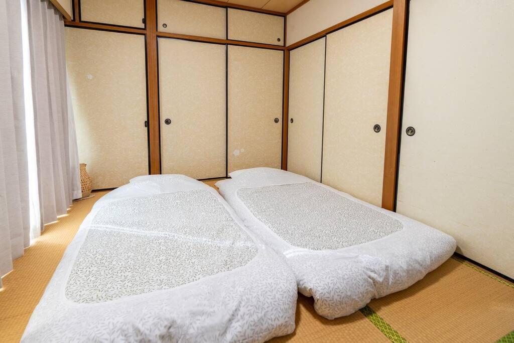 Apartment 401号室貸切！2dk/京成佐倉駅徒歩3分・電車成田空港20分・京成上野直結！厨房/風呂/畳/4名 *